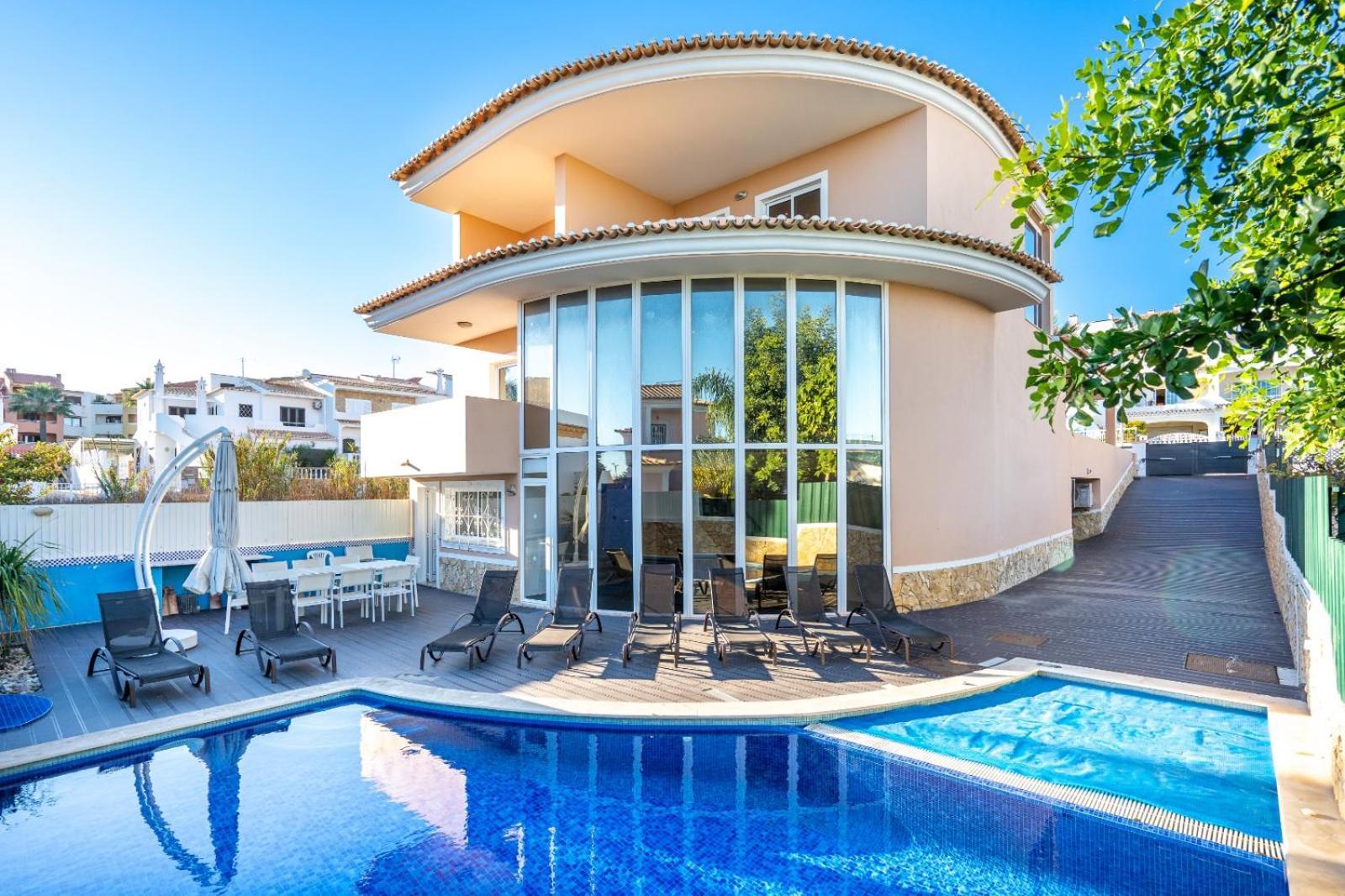 Full Private 300Sqm Villa Jacuzzi Heated Pool Ideal & Quiet Location Albufeira Exterior photo
