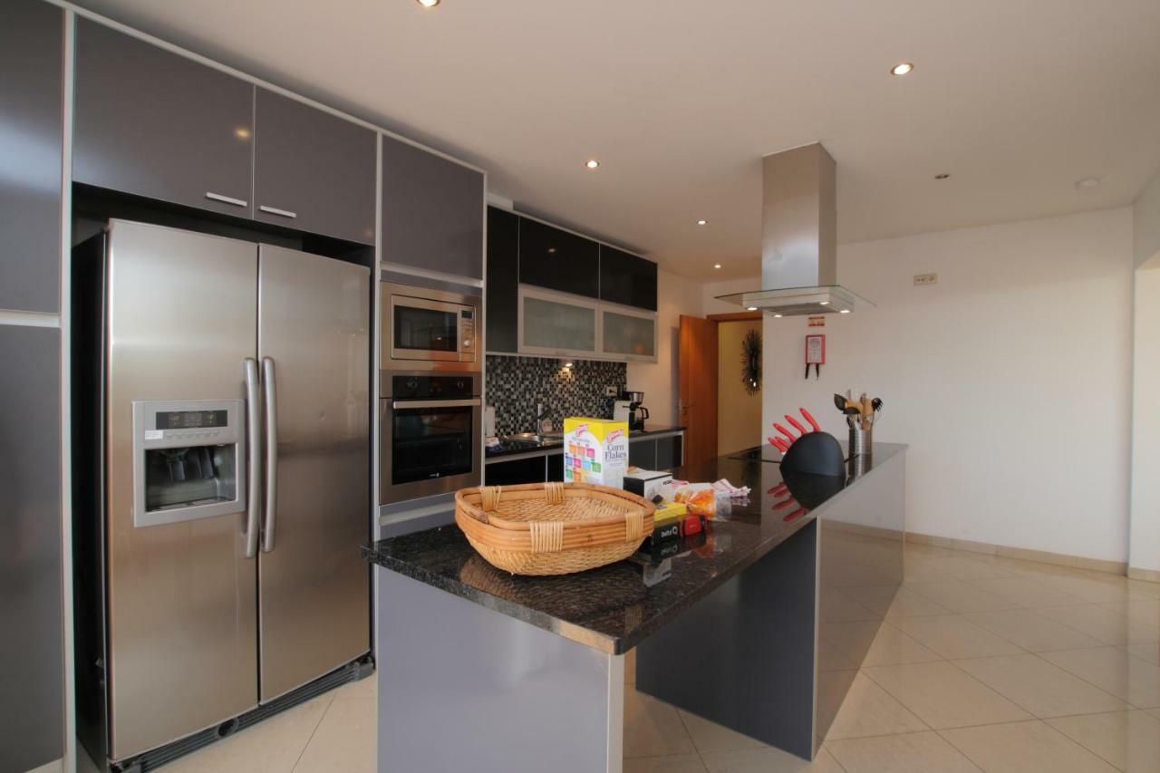 Full Private 300Sqm Villa Jacuzzi Heated Pool Ideal & Quiet Location Albufeira Exterior photo
